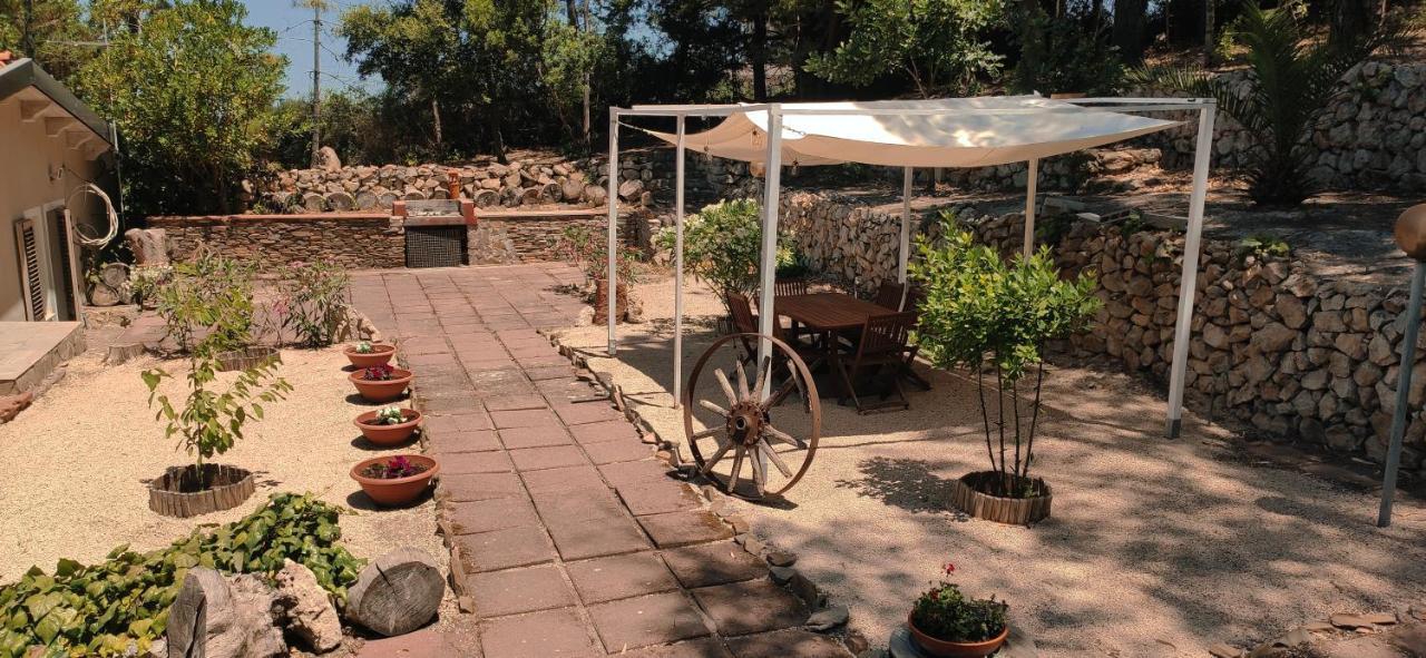 Memento Bed & Breakfast Ossi Exterior photo